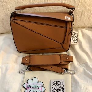 🔥Loewe Small puzzle bag Tan w/ wide strap 4 feet